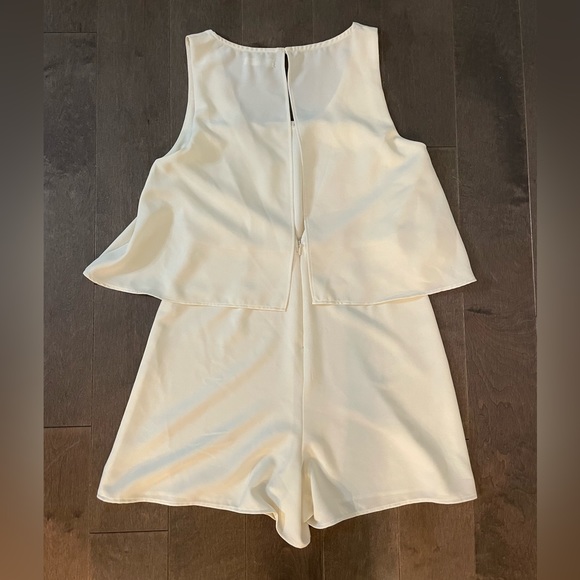 Noul Romper - Size XS - Picture 2 of 5